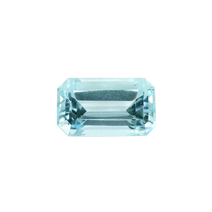 4.79ct Medium Blue Aquamarine