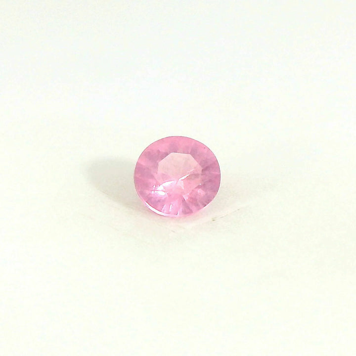 Elegant 0.105ct Round Cut Light Rose Pink Spinel