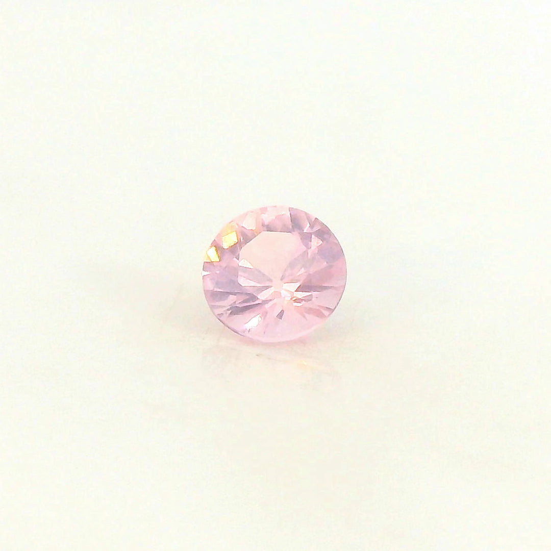 Elegant 0.189ct Round Cut Light Pink Spinel