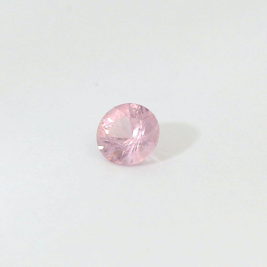 Elegant 0.242ct Round Cut Pale Pink Spinel