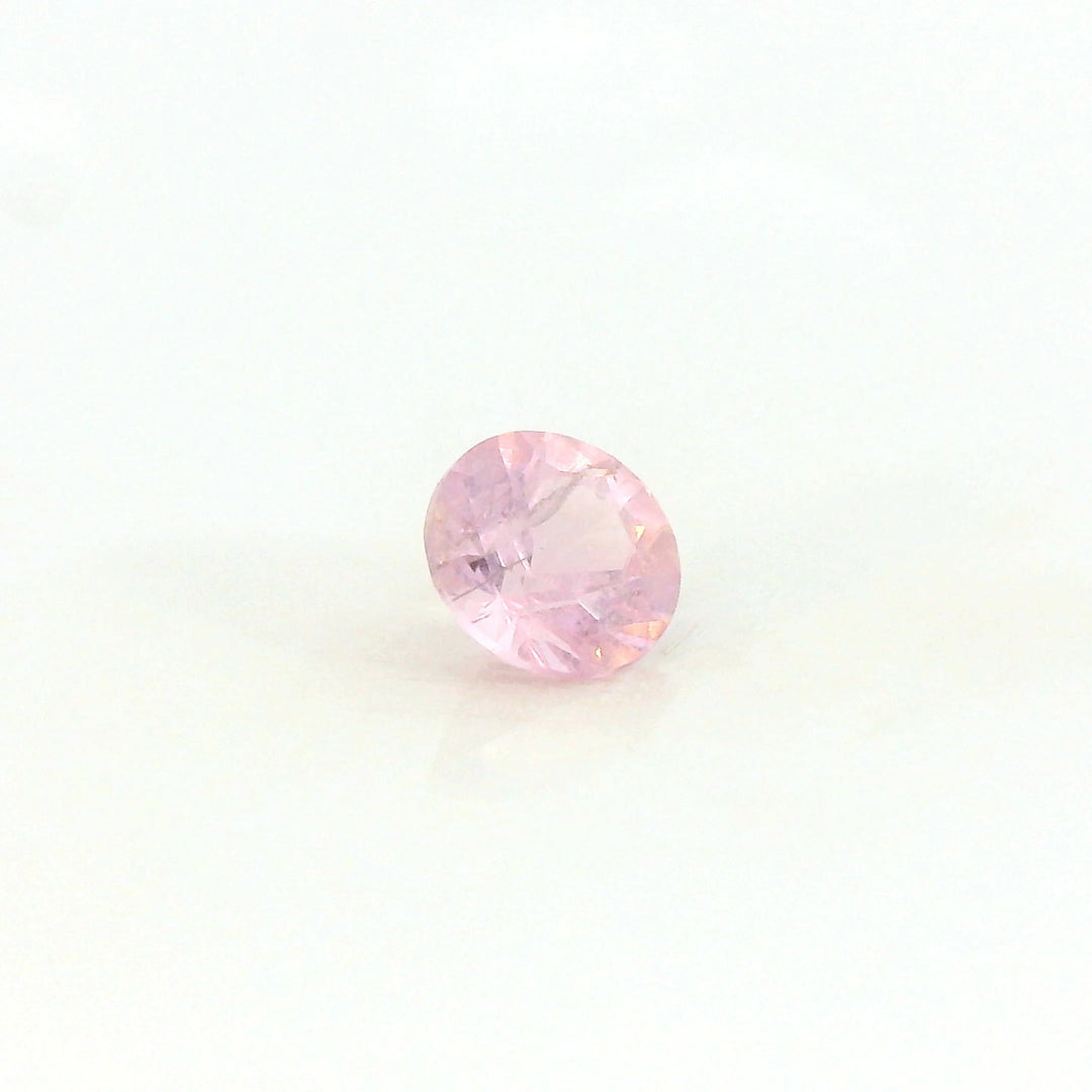 Elegant 0.242ct Round Cut Pale Pink Spinel