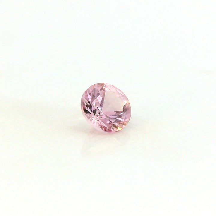 Elegant 0.27ct Round Cut Light Pink Spinel