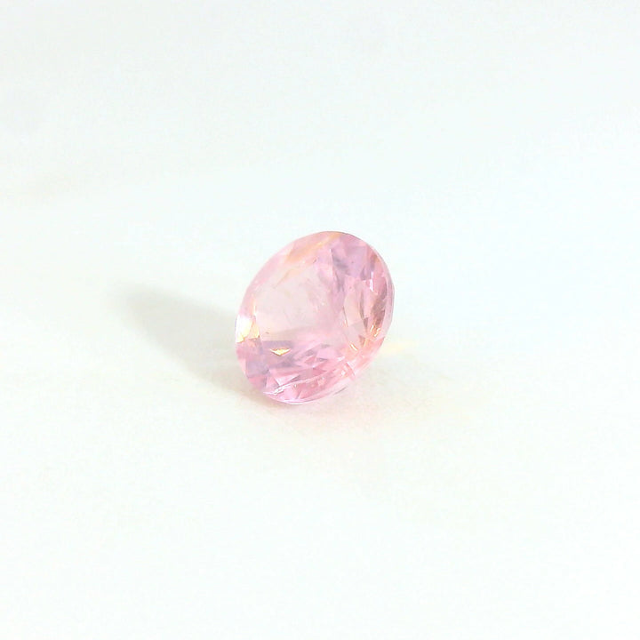 Elegant 0.398ct Round Cut Light Pink Spinel