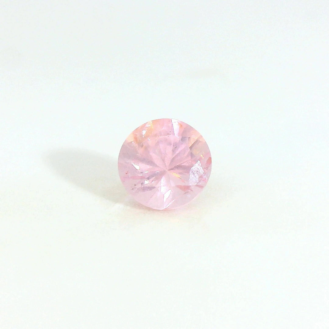 Elegant 0.398ct Round Cut Light Pink Spinel