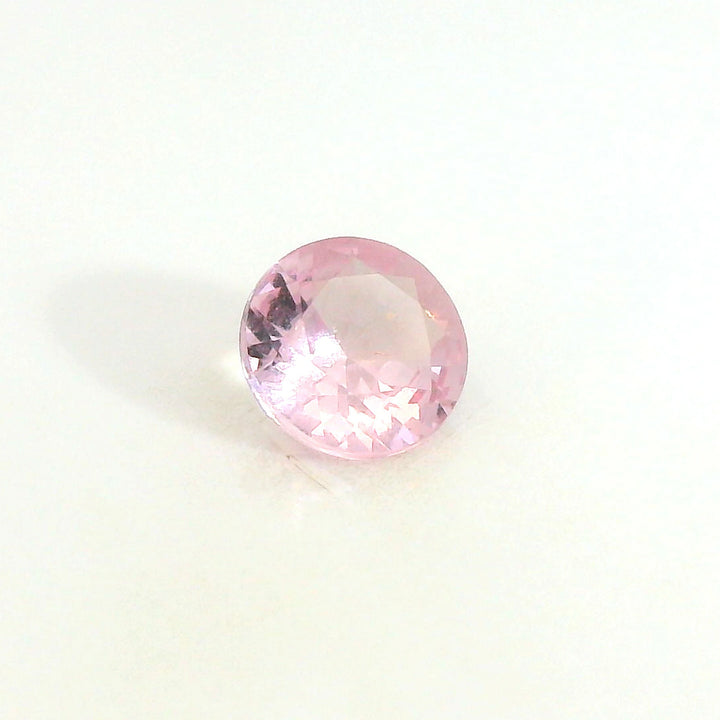 Elegant 0.328ct Round Cut Light Pink Spinel