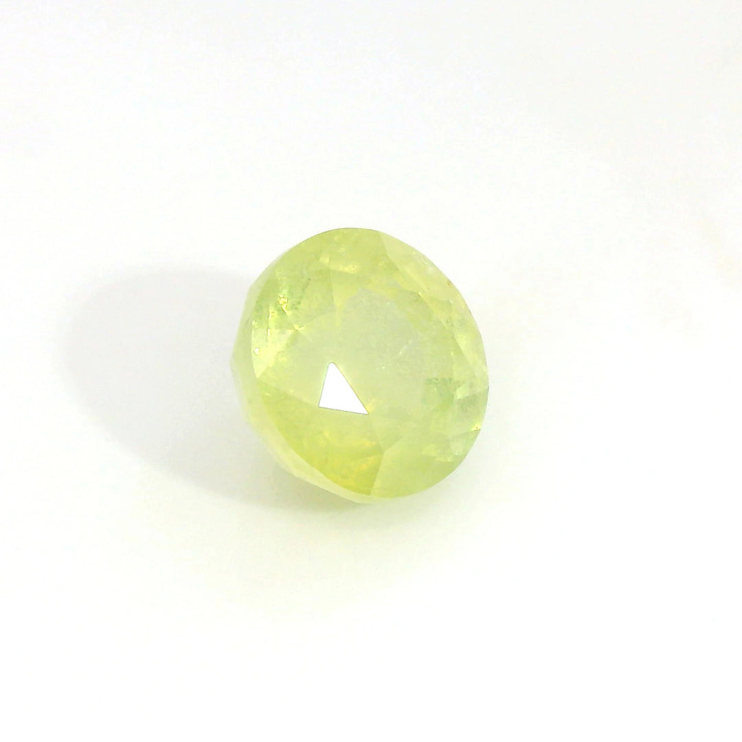 Elegant 2.76ct Pear-Shaped Green-Yellow Sapphire