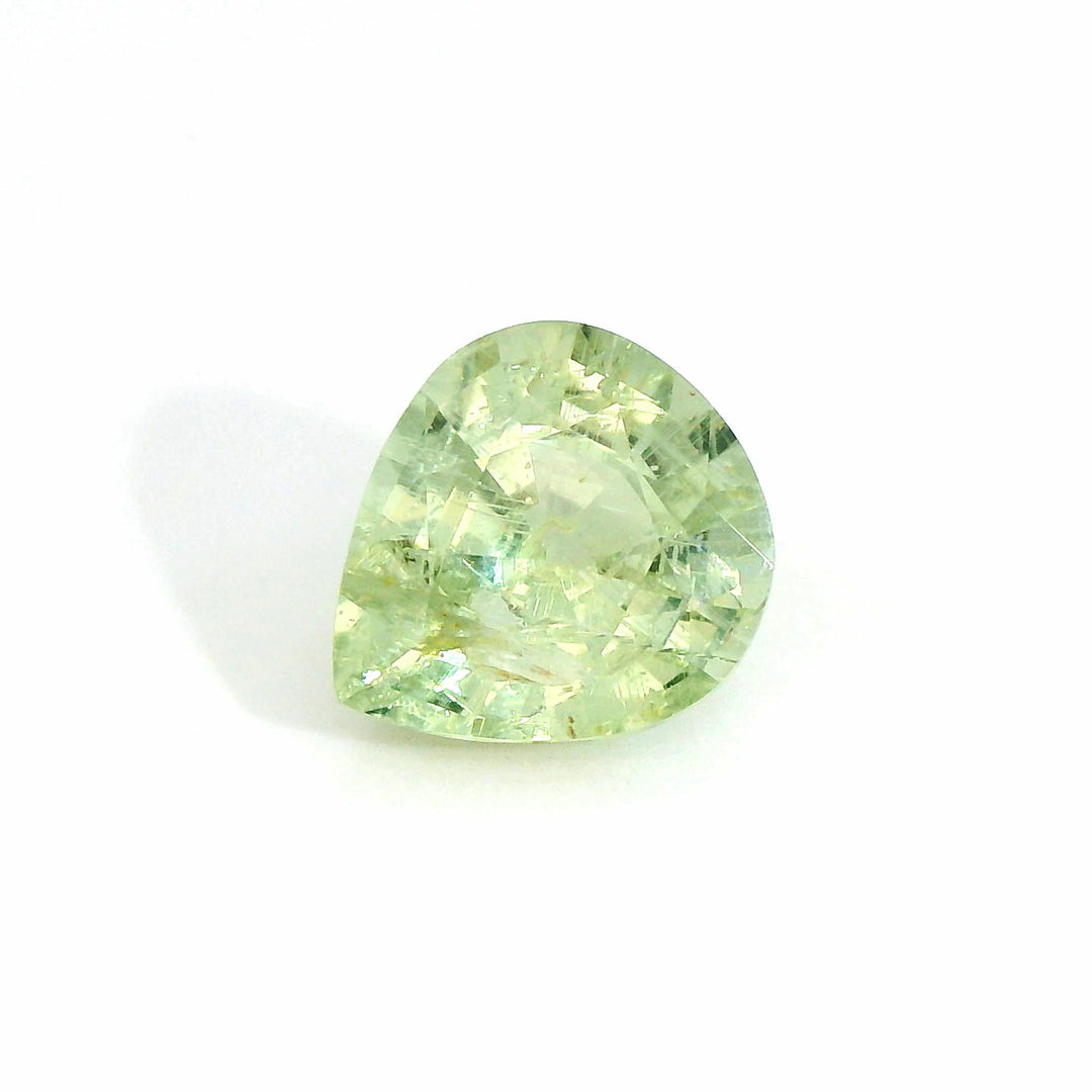 Elegant 2.50ct Pear-Cut Light Green-Yellow Sapphire