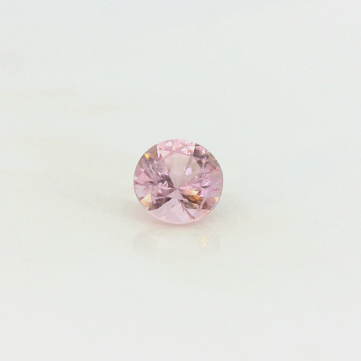 Elegant 0.27ct Round Cut Light Pink Spinel